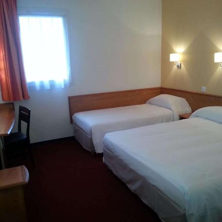 Brit Hotel Confort Villeneuve Sur Lot Bias  Buitenkant foto