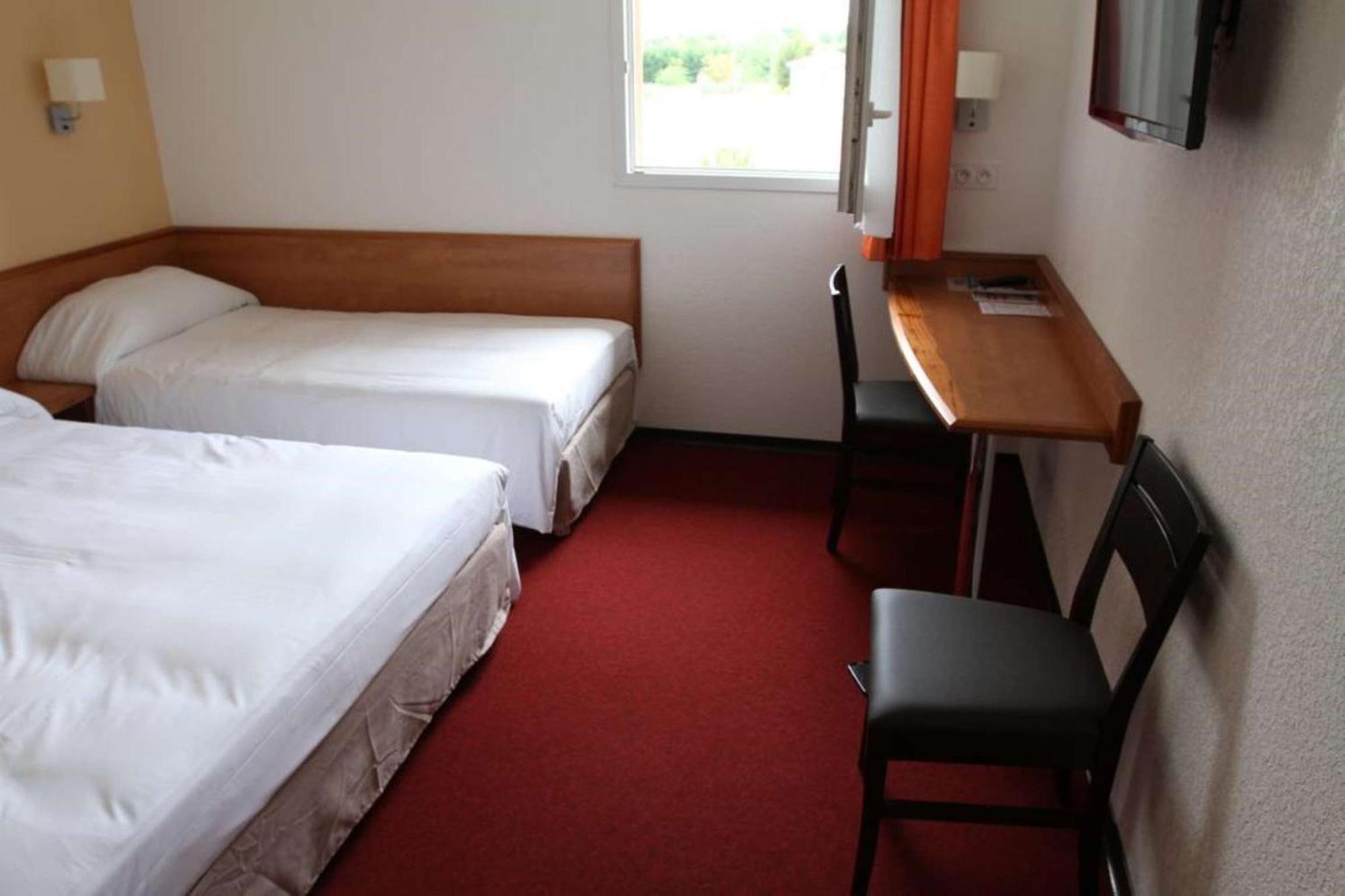 Brit Hotel Confort Villeneuve Sur Lot Bias  Buitenkant foto
